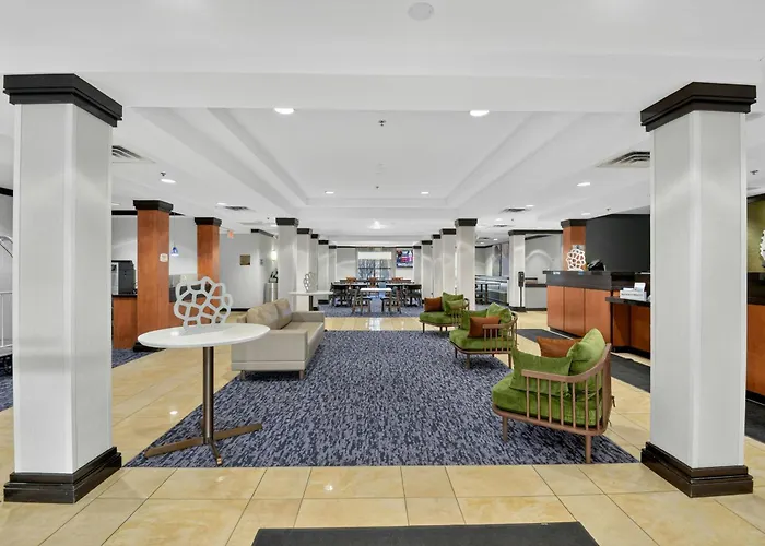 Fairfield Inn & Suites By Marriott Downtown