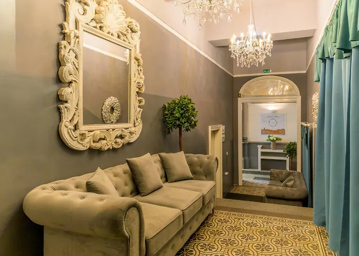 Royal ue City Apartments