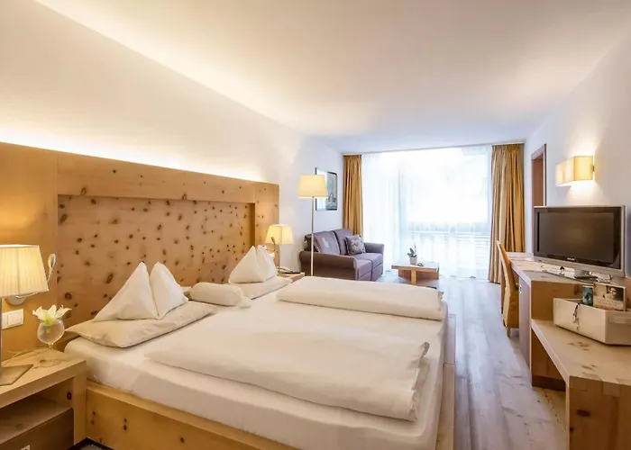 Hotel boutique: Alpine Hotel Ciasa Lara