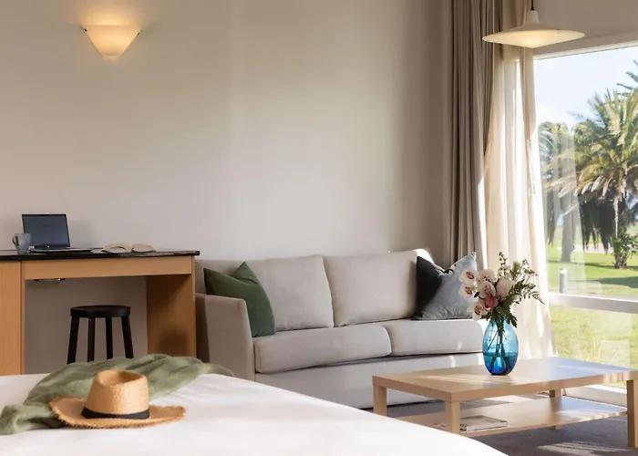 Rydges Formosa Auckland Golf