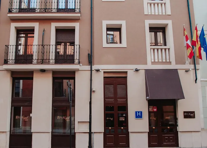 Hotel El Nogal