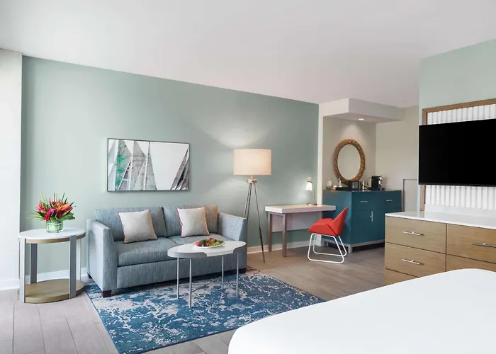 The Reach Key West, Curio Collection By Hilton