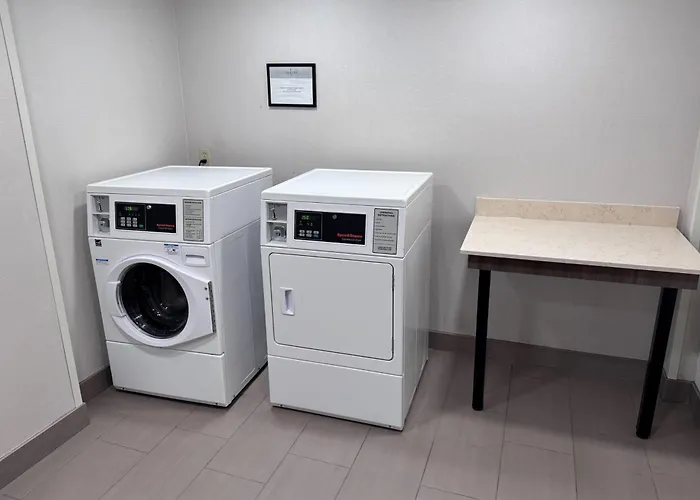 Country Inn & Suites By Radisson Asheville Downtown Tunnel Road