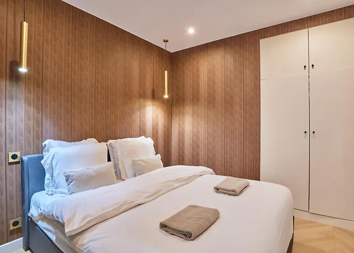 Location Maison Vacances Résidence Caire / Montorgueil