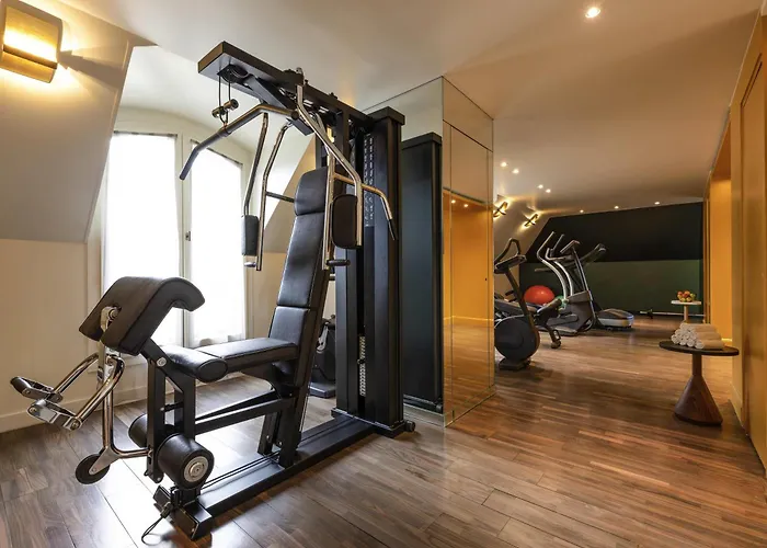 Le Louis Versailles Château - MGallery