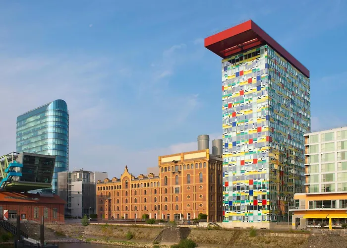 Hotel de lujo: INNSiDE by Meliá Düsseldorf Hafen