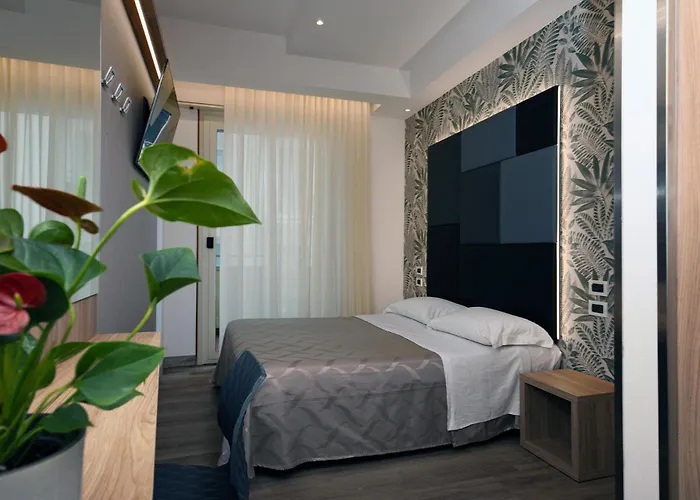 Hotel mit Pool: Hotel Cavour