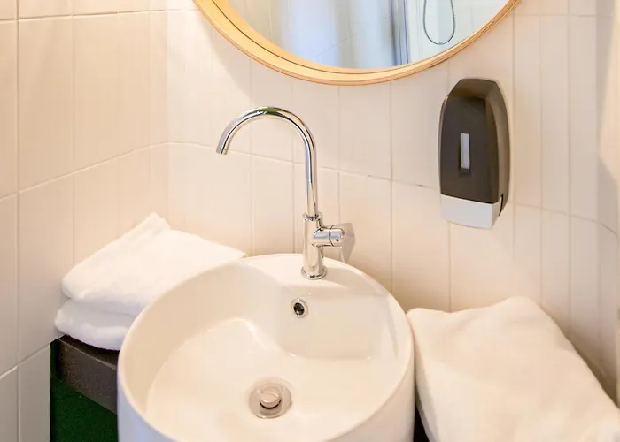 greet hotel Salon de Provence