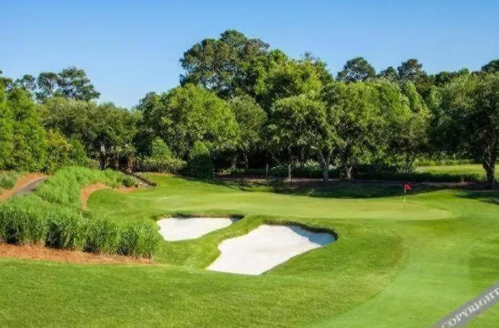 Cheap hotel: True Blue Golf Resort