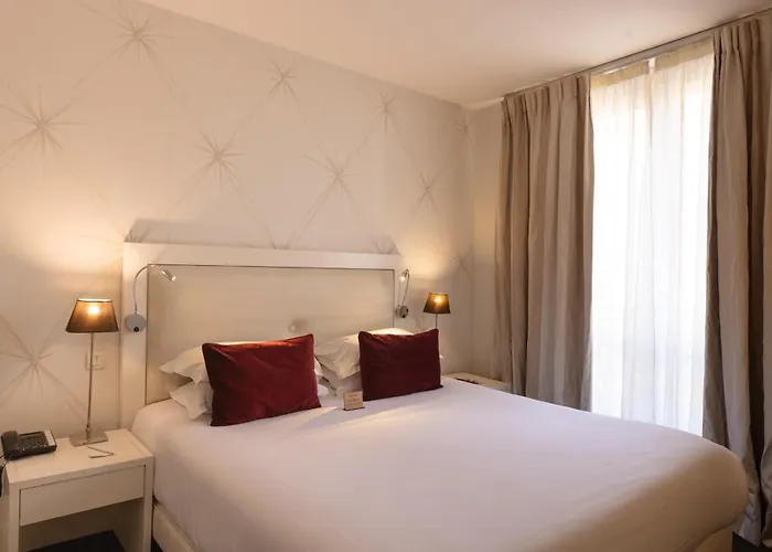 Hotel Renoir
