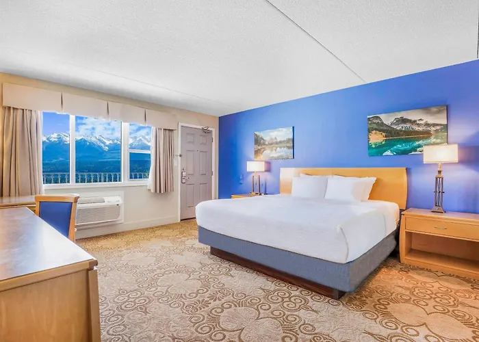Days Inn By Wyndham Golden