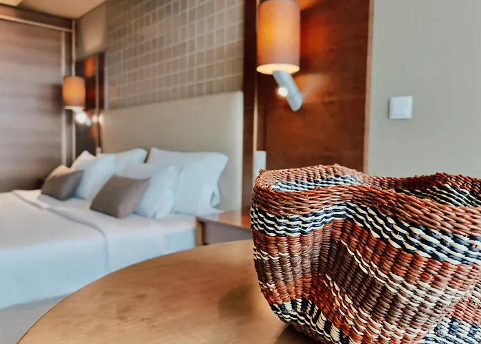 Resort: The Views Baia - Adults Only