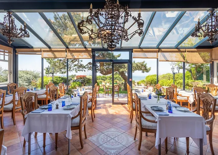 Hotel Le Bellevue, Demeures & Chateaux