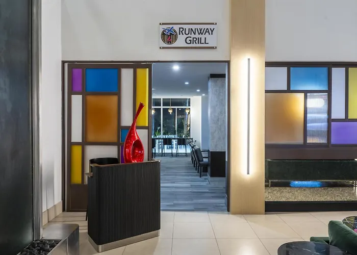 Doubletree By Hilton Sarasota Bradenton Airport