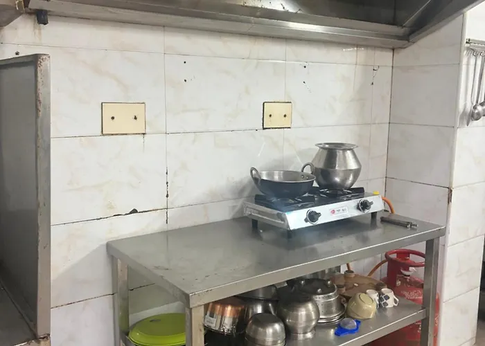 Gulnaar Inn Near Us Counsulate Sankar Nethralaya Apollo Hospital