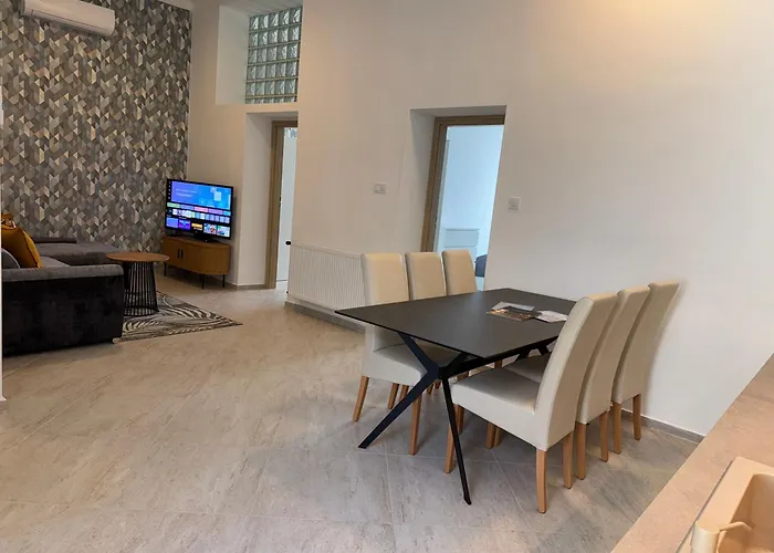 Grand Apartments