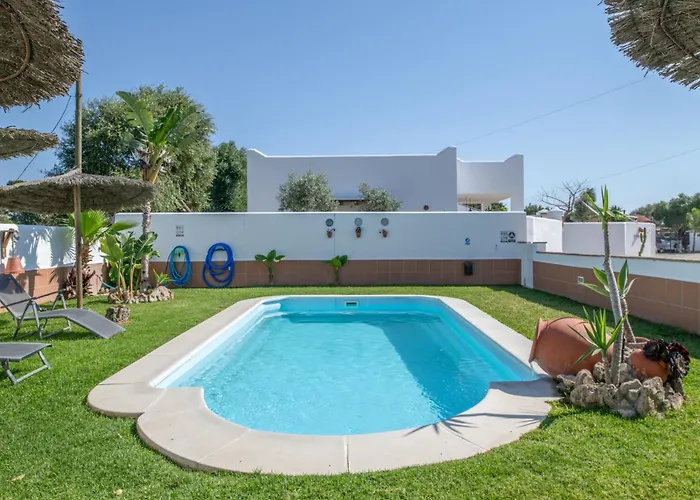 Casa Trafalmar con piscina exterior