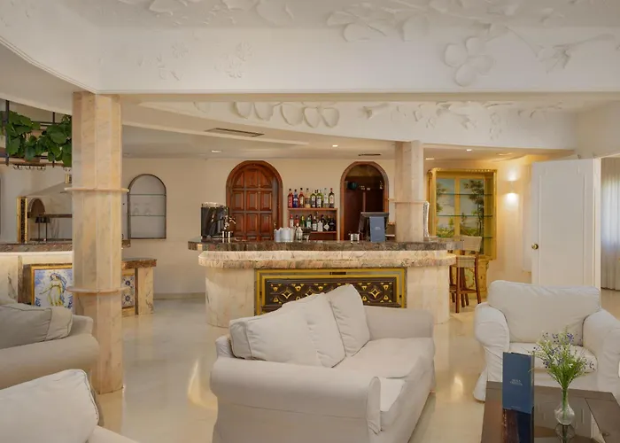  Eden Roc & Spa By Brava es