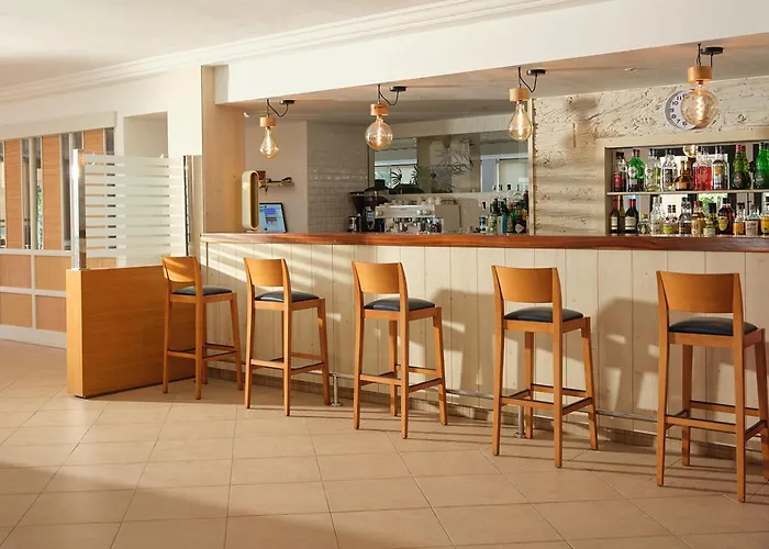 Hotel Playa Mondrago