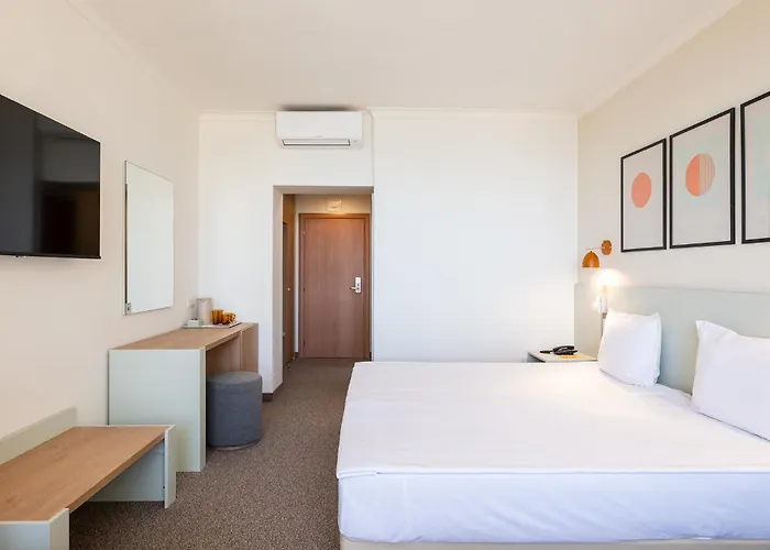 SOL by Meliá Nessebar Mare All Inclusive