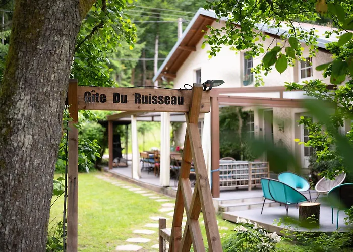 Du Ruisseau