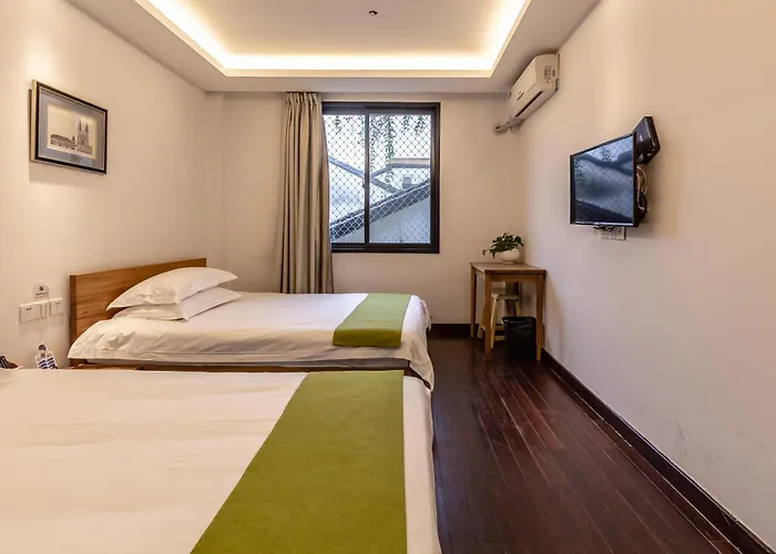 Hofang Guest House
