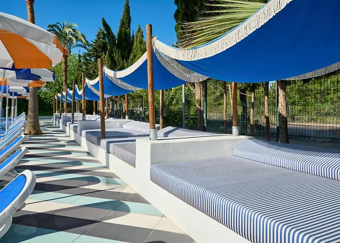 Tent Mojito Suites