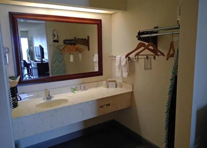 Cheap hotels Americas Best Value Inn Kinston