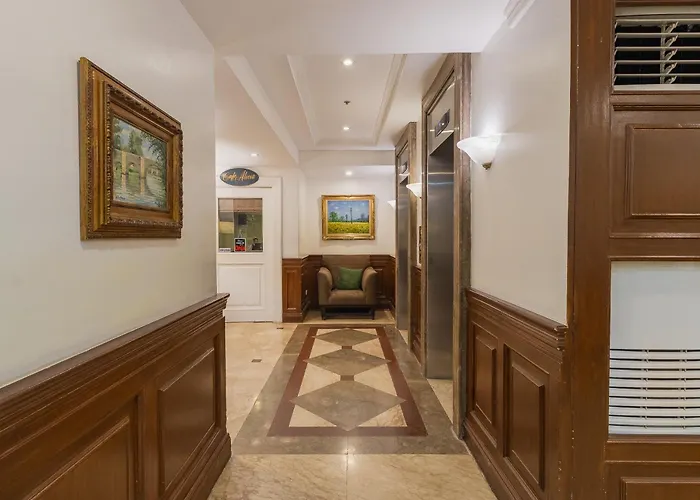 Orchid Garden Suites