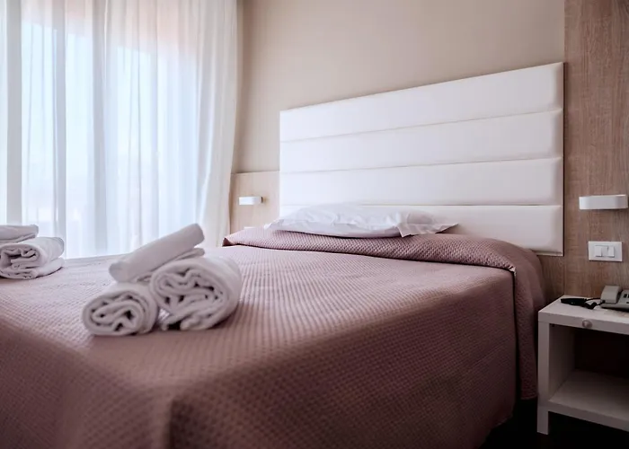 Hotel Etna