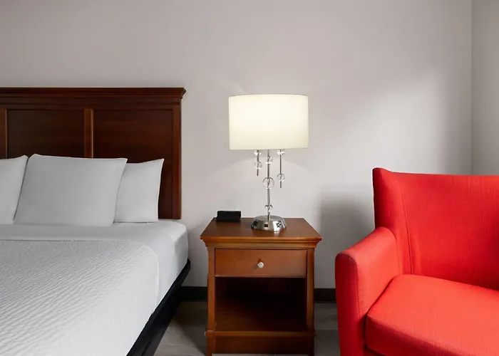 Baymont Inn & Suites By Wyndham Morrow - Atlanta I-75 South