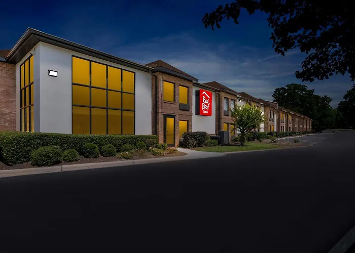 Red Roof Inn - University