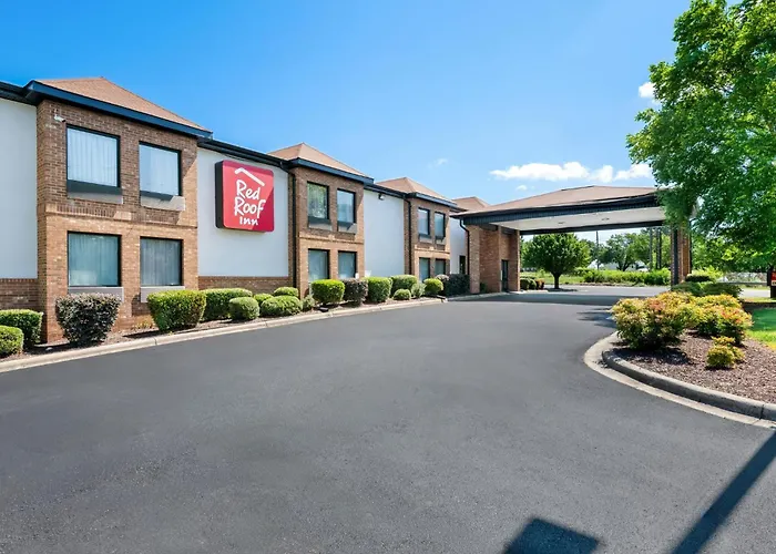Red Roof Inn - University
