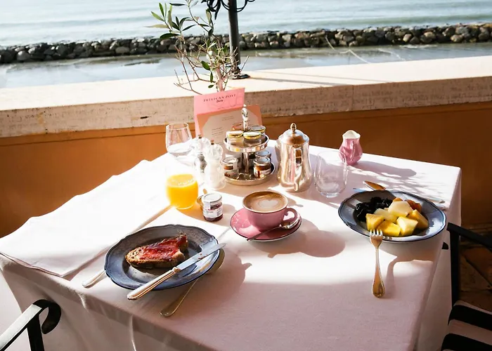 La Posta Vecchia Hotel