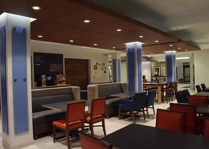 Holiday Inn Express Hotel & Suites Rochester Webster By Ihg