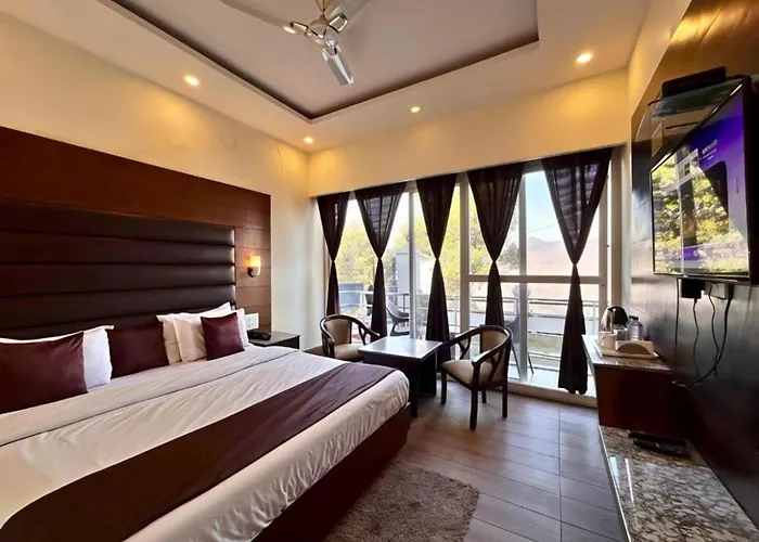 Himalayan Vilo Resort - A Riverside Resort, Manali
