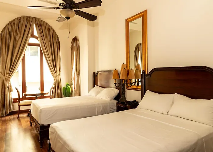 Hotel Plaza Herrera
