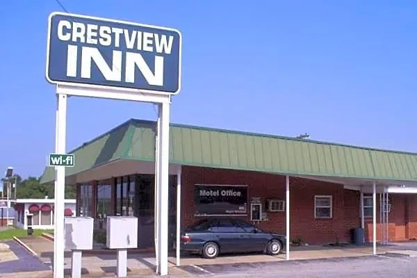 Crestview Inn