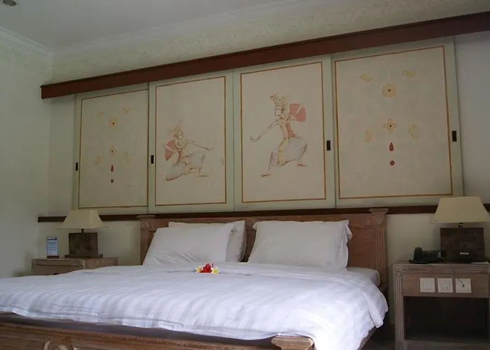 Taman Suci Suite And Villas