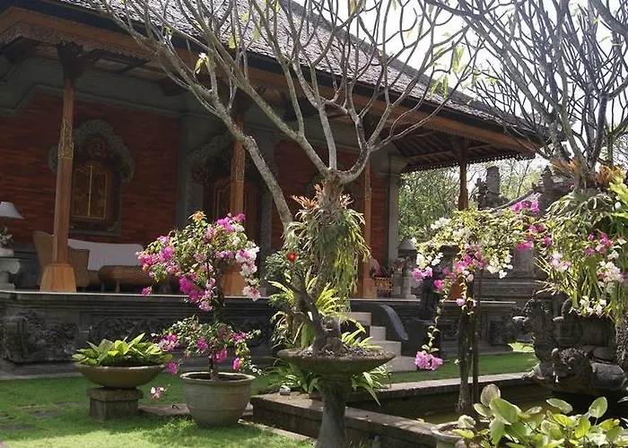 Taman Suci Suite And Villas