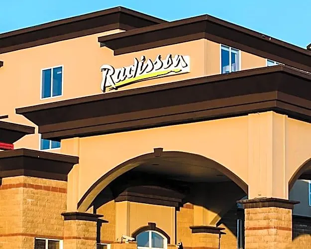 Radisson Hotel & Suites Fort Mcmurray