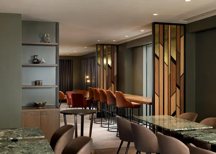 Hotels With Four Stars Hilton Woking
