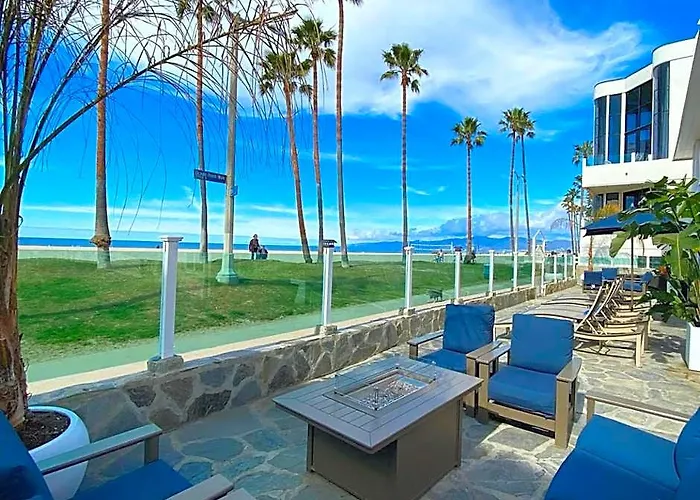 Venice On The Beach