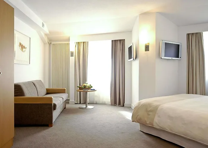  Novotel