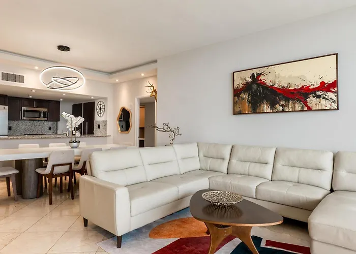 Doubletree By Hilton Grand Hotel Biscayne Bay