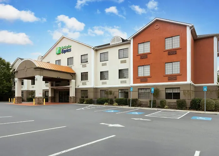 Holiday Inn Express & Suites Kennesaw Northwest - Acworth By Ihg