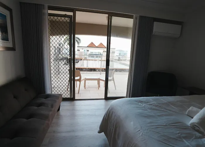 Hope Harbour Hotel