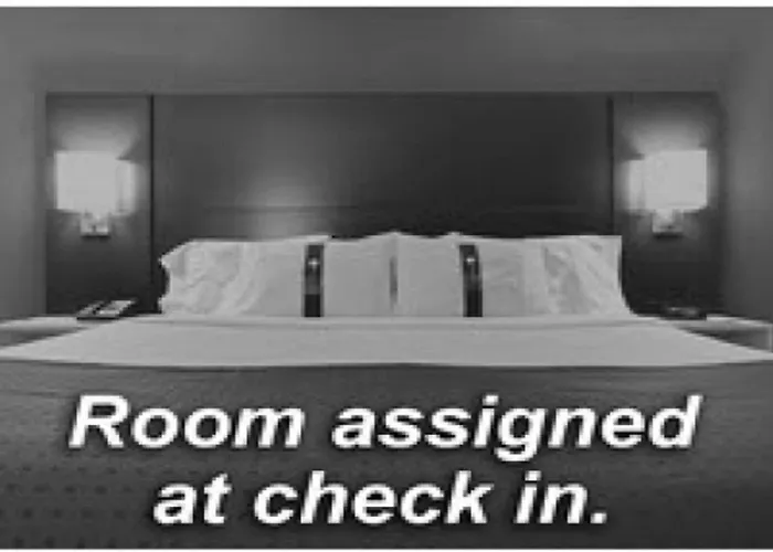 Holiday Inn Express & Suites By Ihg