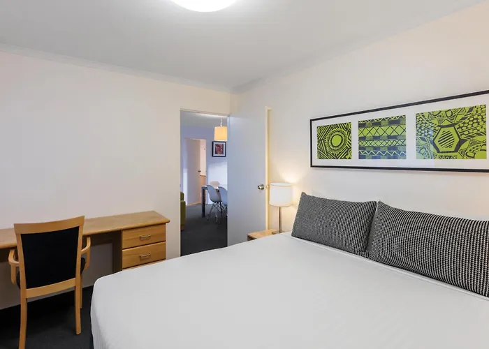 Adina Serviced Apartments Kingston