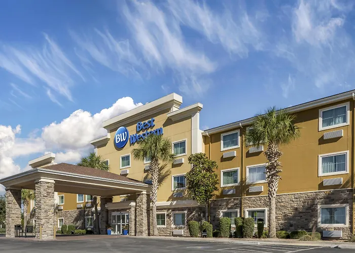 Best Western North Bryant Inn